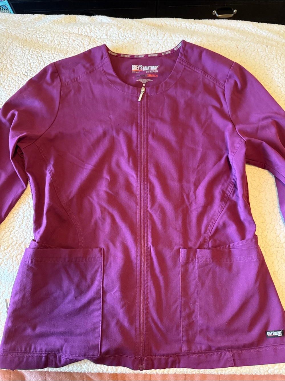 Grey's Anatomy Women's Zip-Front Utility Jacket - Fuchsia